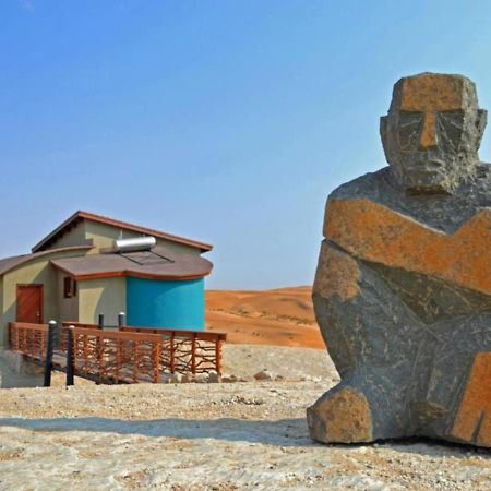 Desert Breeze Lodge Swakopmund Exteriör bild