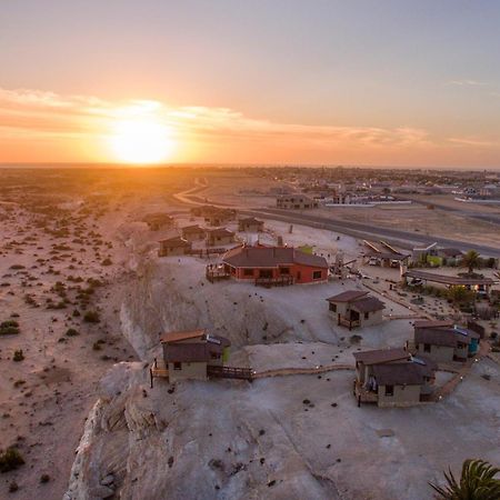 Desert Breeze Lodge Swakopmund Exteriör bild