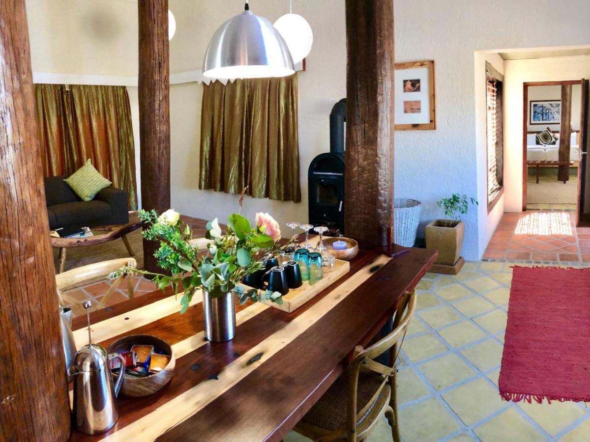 Desert Breeze Lodge Swakopmund Exteriör bild