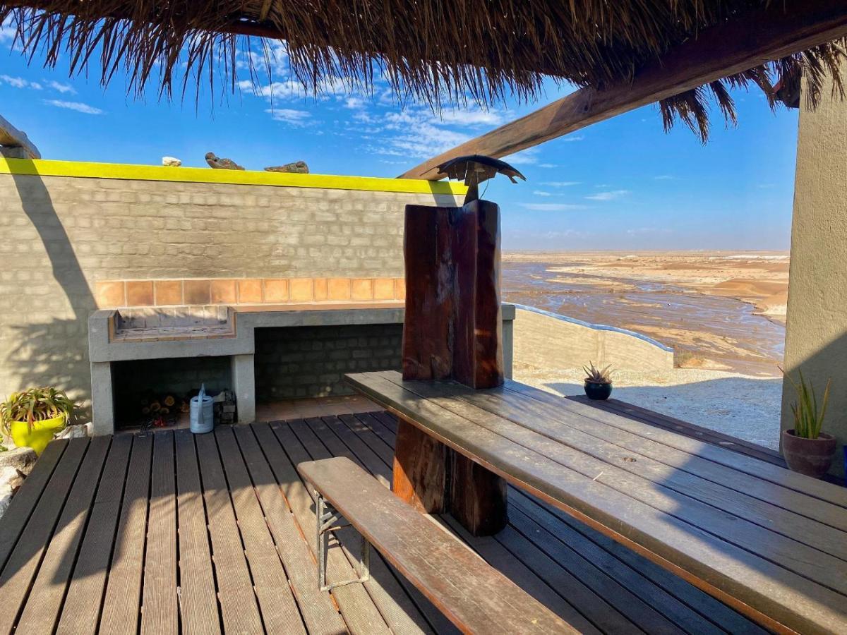 Desert Breeze Lodge Swakopmund Exteriör bild